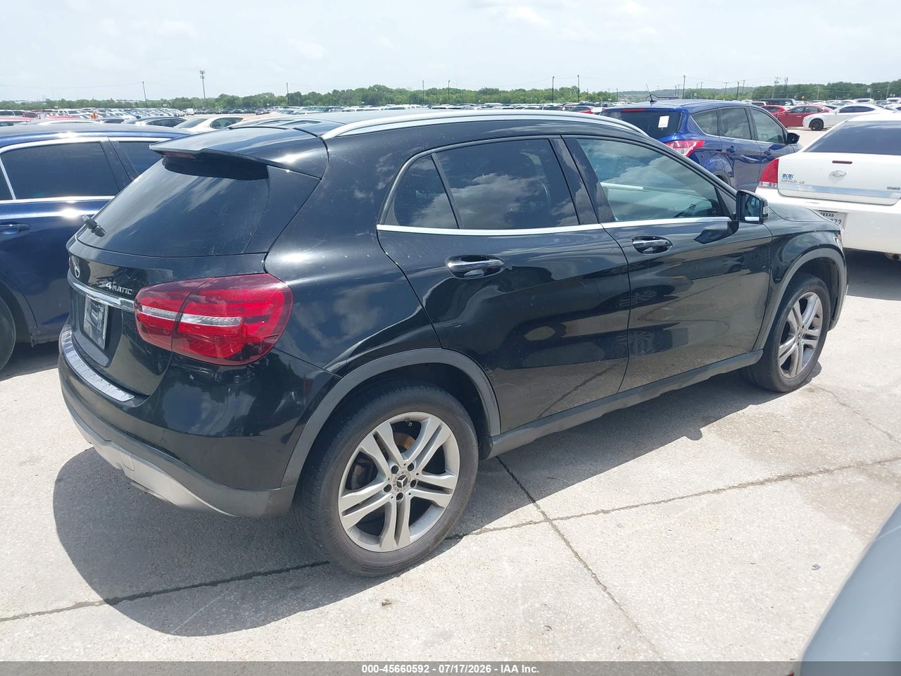 2019 MERCEDES-BENZ GLA 250 4MATIC · 4/11