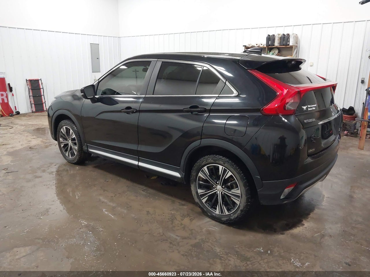 2019 MITSUBISHI ECLIPSE CROSS SE · 3/11