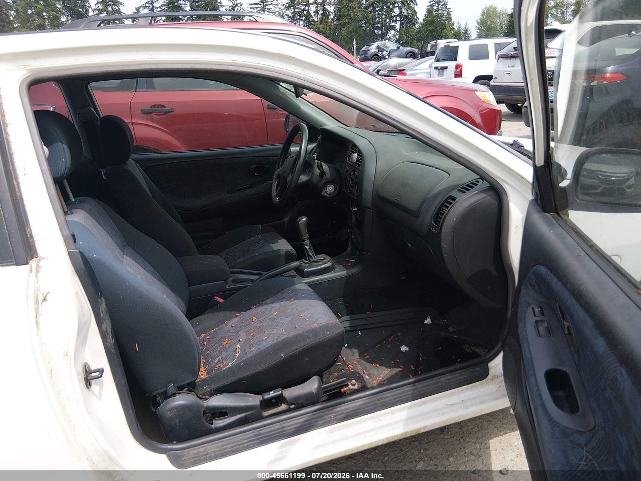 2000 MITSUBISHI MIRAGE DE · 5/11