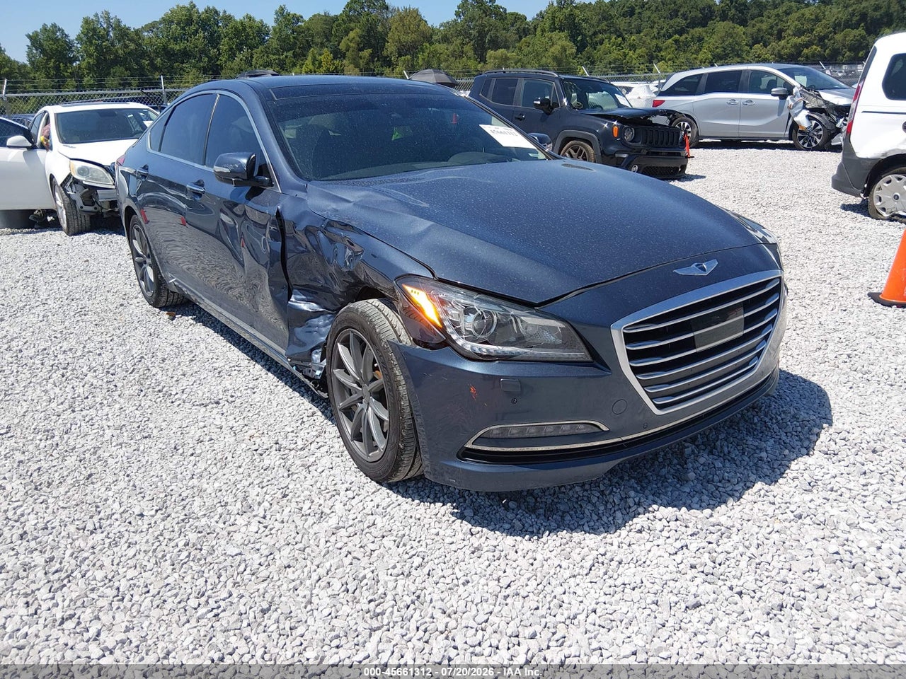 2015 HYUNDAI GENESIS 3.8 · 2/11
