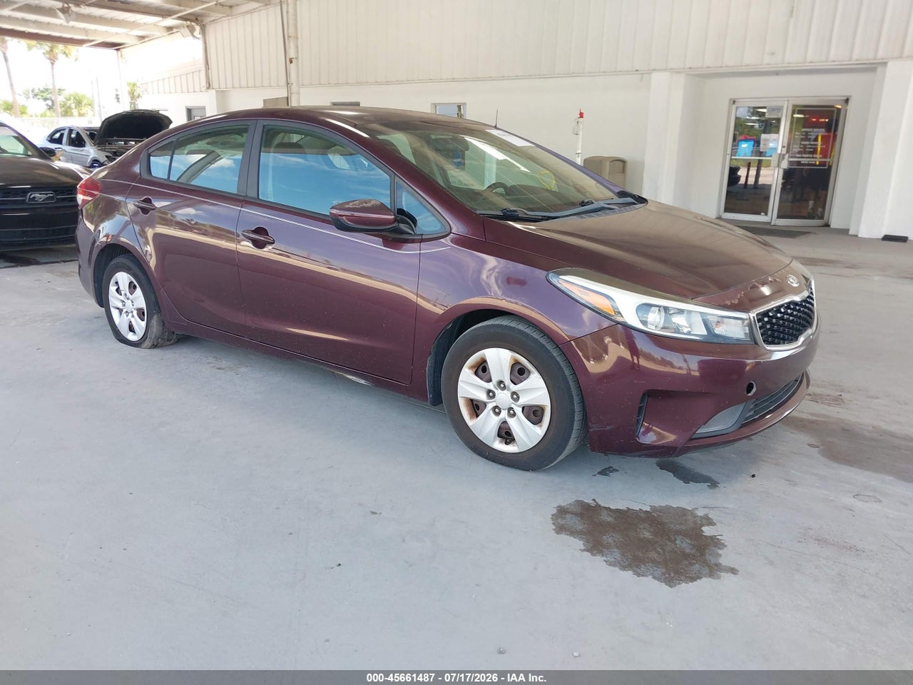 3KPFK4A73HE****** · 2017 KIA FORTE LX