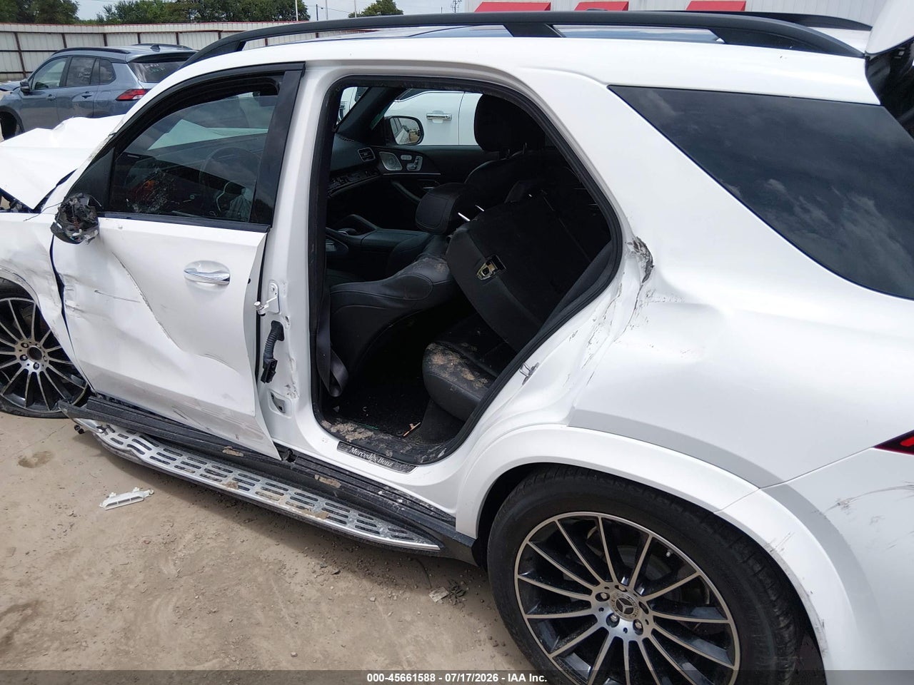 2022 MERCEDES-BENZ GLE 350   · 6/11