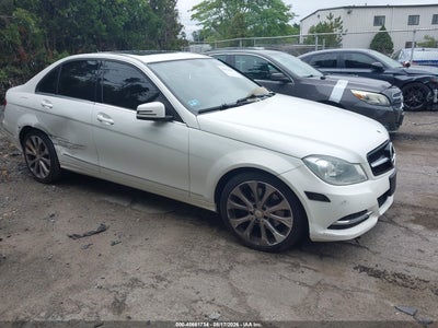 2013 MERCEDES-BENZ C 300 LUXURY 4MATIC