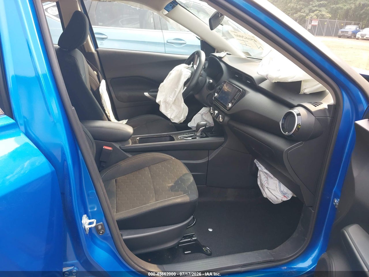 2024 NISSAN KICKS SV XTRONIC CVT · 5/11