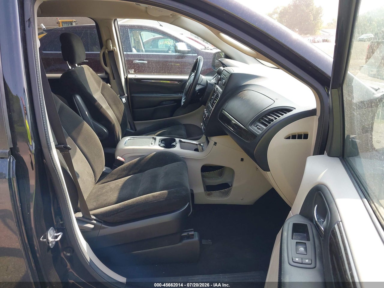 2015 DODGE GRAND CARAVAN SXT · 5/11