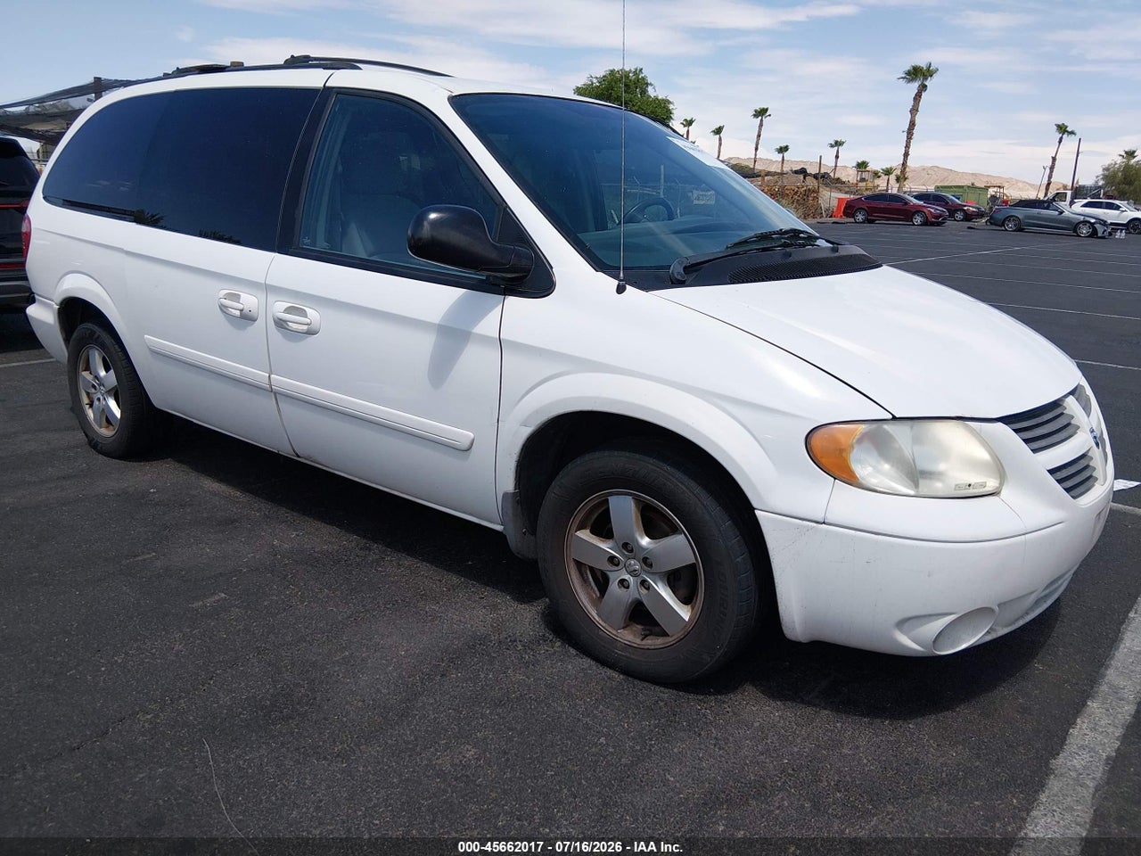 2D4GP44L77R****** · 2007 DODGE GRAND CARAVAN SXT