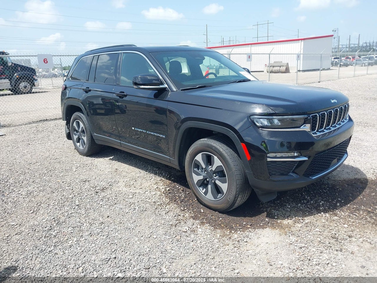 1C4RJYB66RC****** · 2024 JEEP GRAND CHEROKEE 4XE