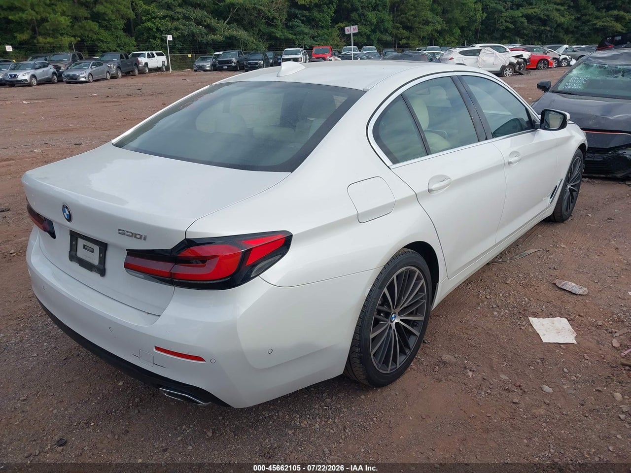 2021 BMW 530I   · 4/11