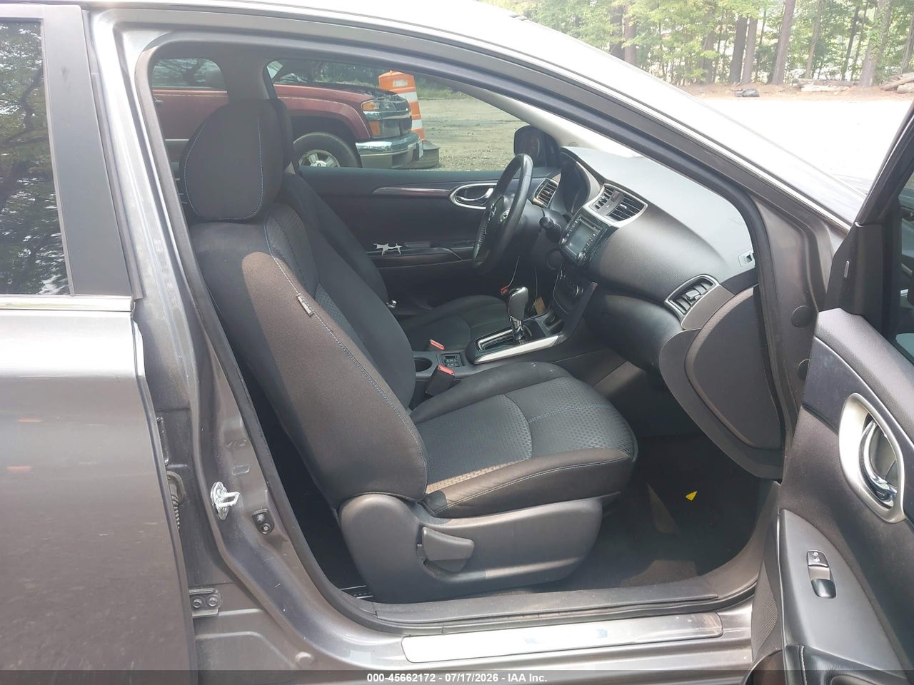 2016 NISSAN SENTRA SR · 5/11