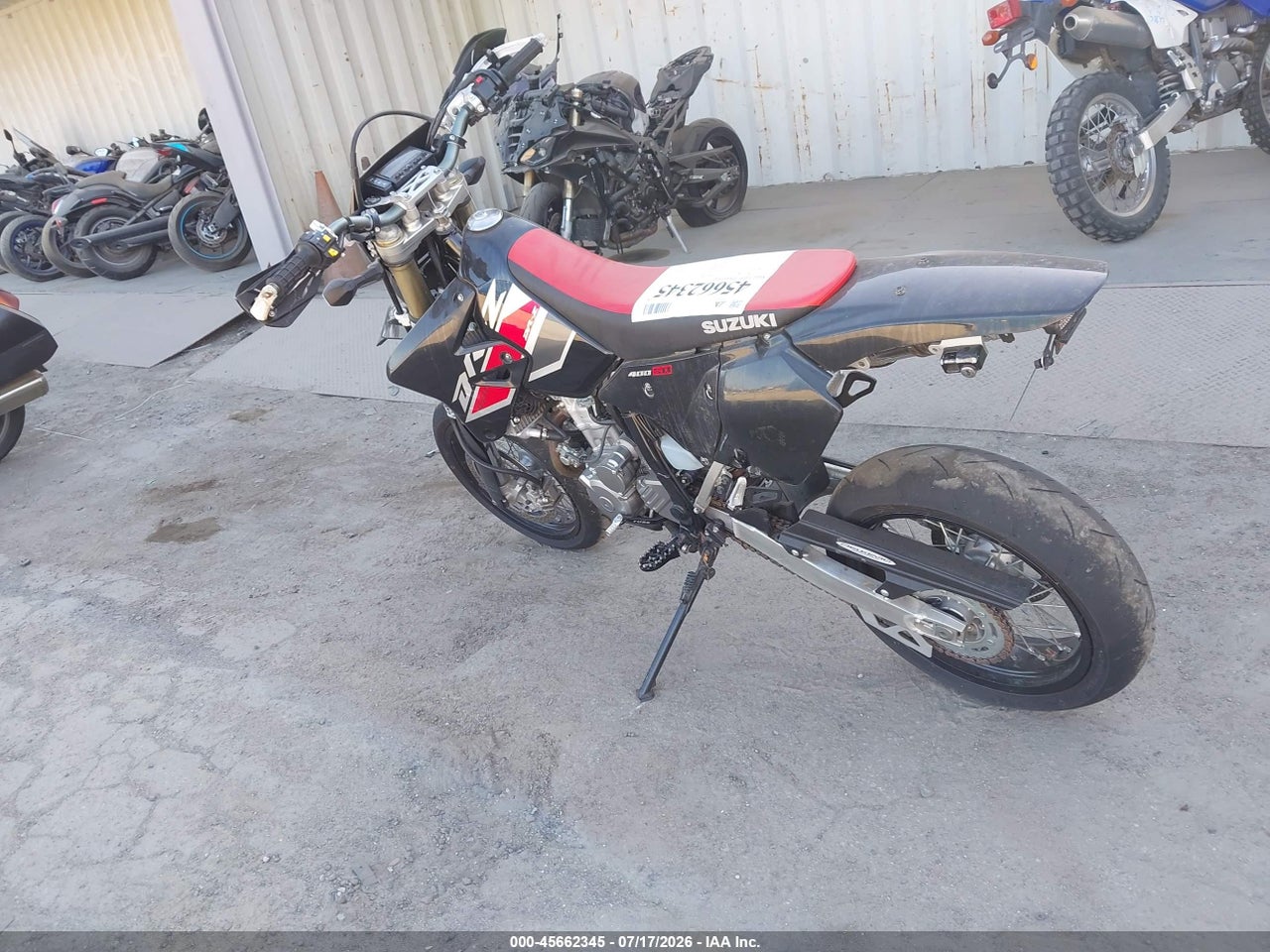 2022 SUZUKI DR-Z400 SM · 3/11