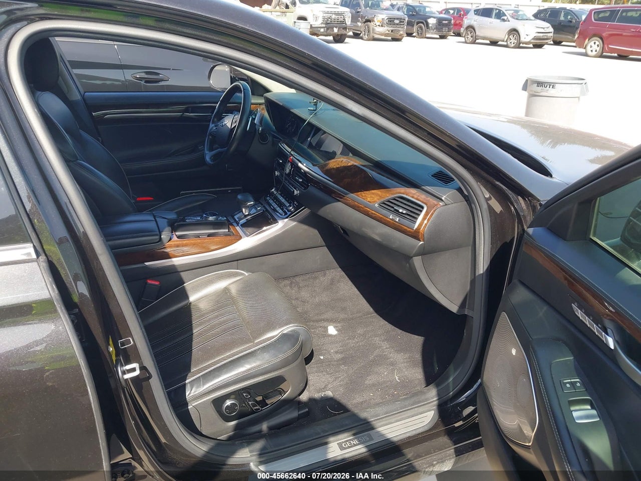 2018 GENESIS G90 3.3T PREMIUM · 5/11