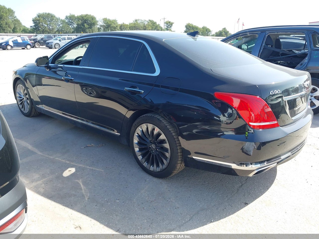 2018 GENESIS G90 3.3T PREMIUM · 3/11