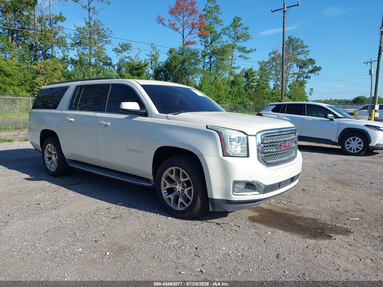1GKS2HKC6FR****** · 2015 GMC YUKON XL 1500 SLT