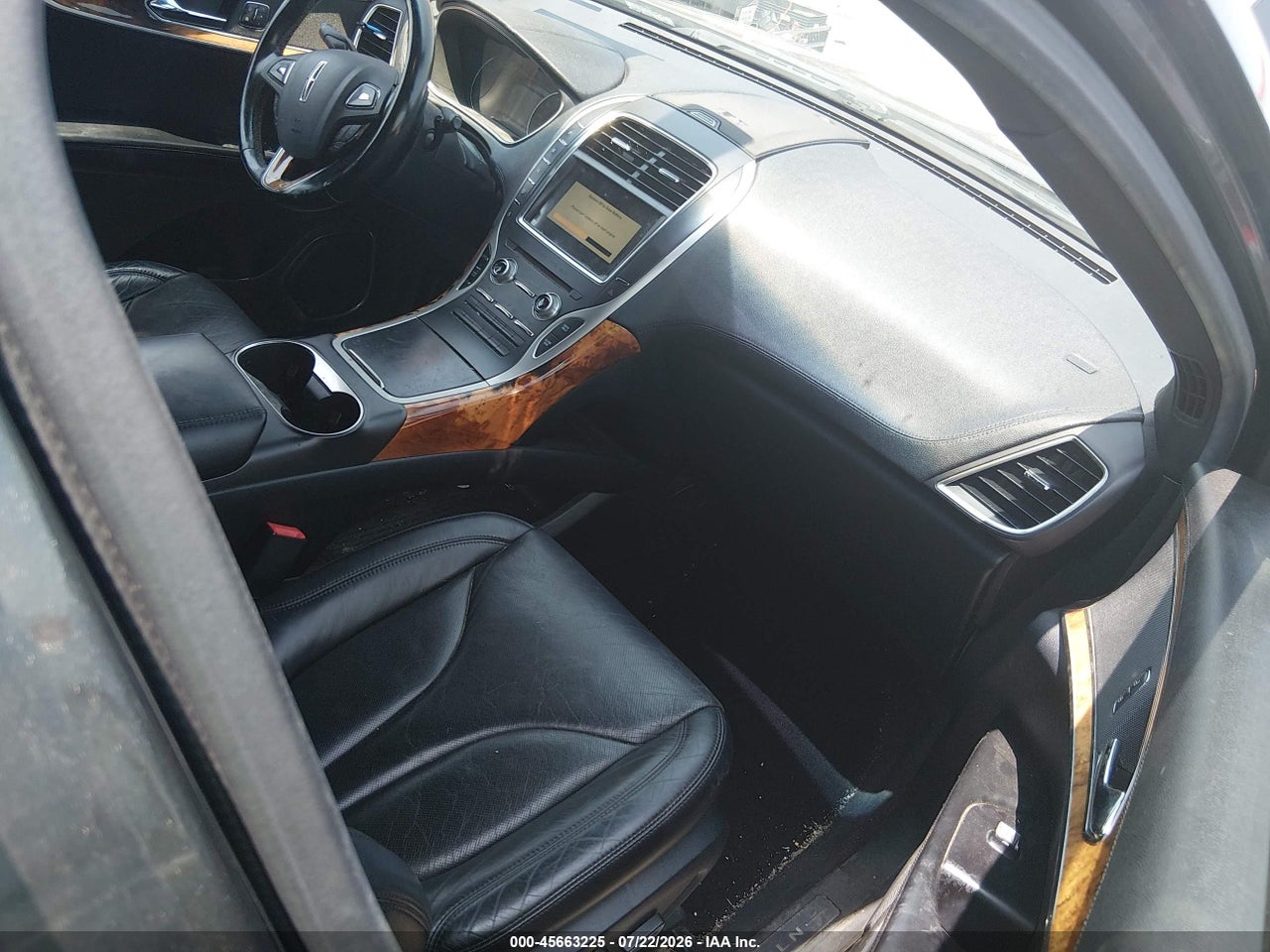 2017 LINCOLN MKX RESERVE · 5/11