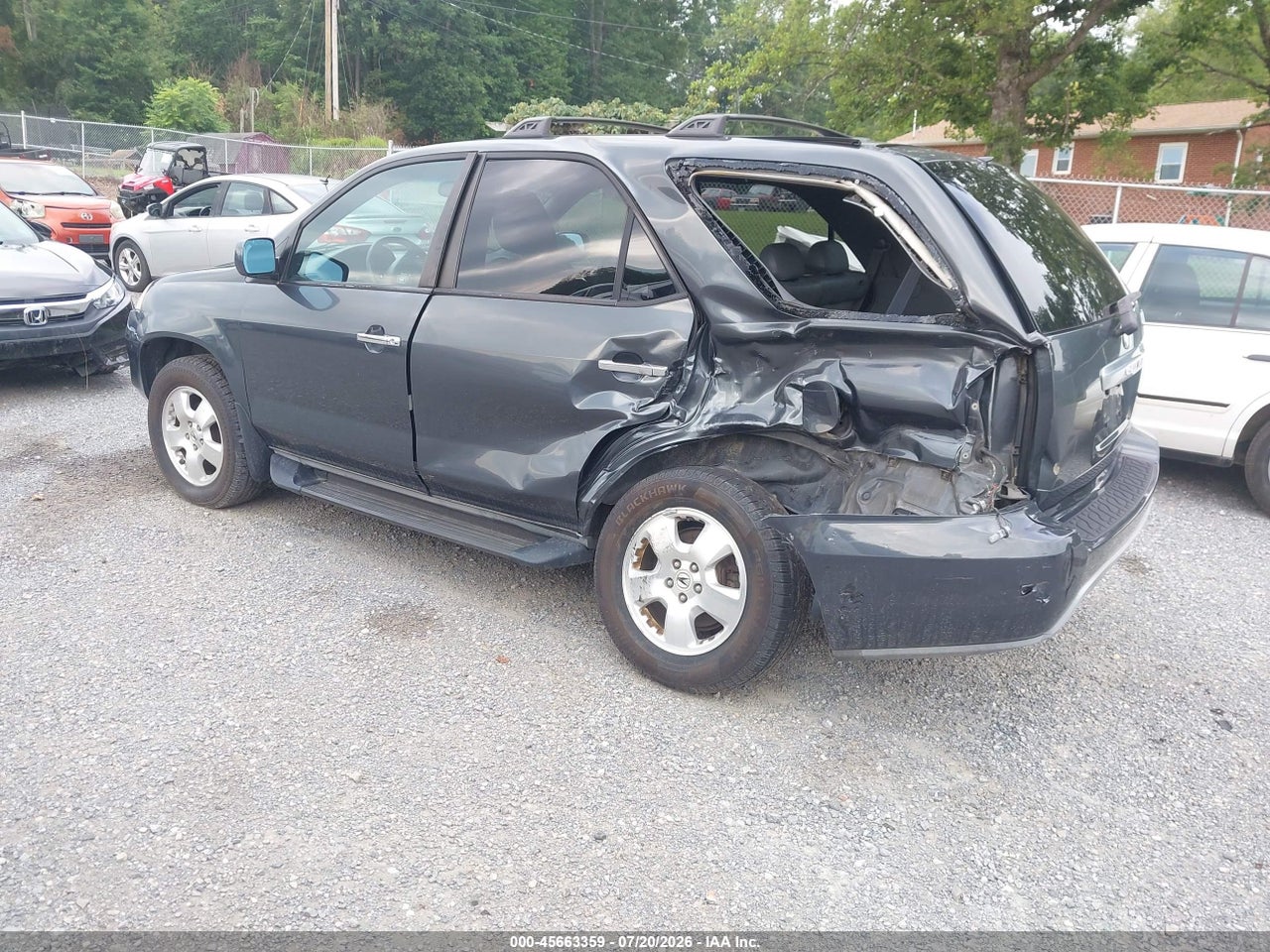 2HNYD18275H****** · 2005 ACURA MDX   · 3/11