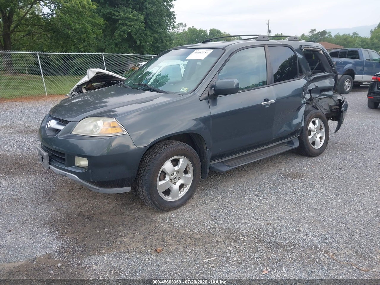 2HNYD18275H****** · 2005 ACURA MDX   · 2/11