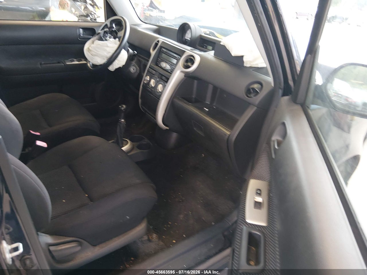 2006 SCION XB   · 5/10