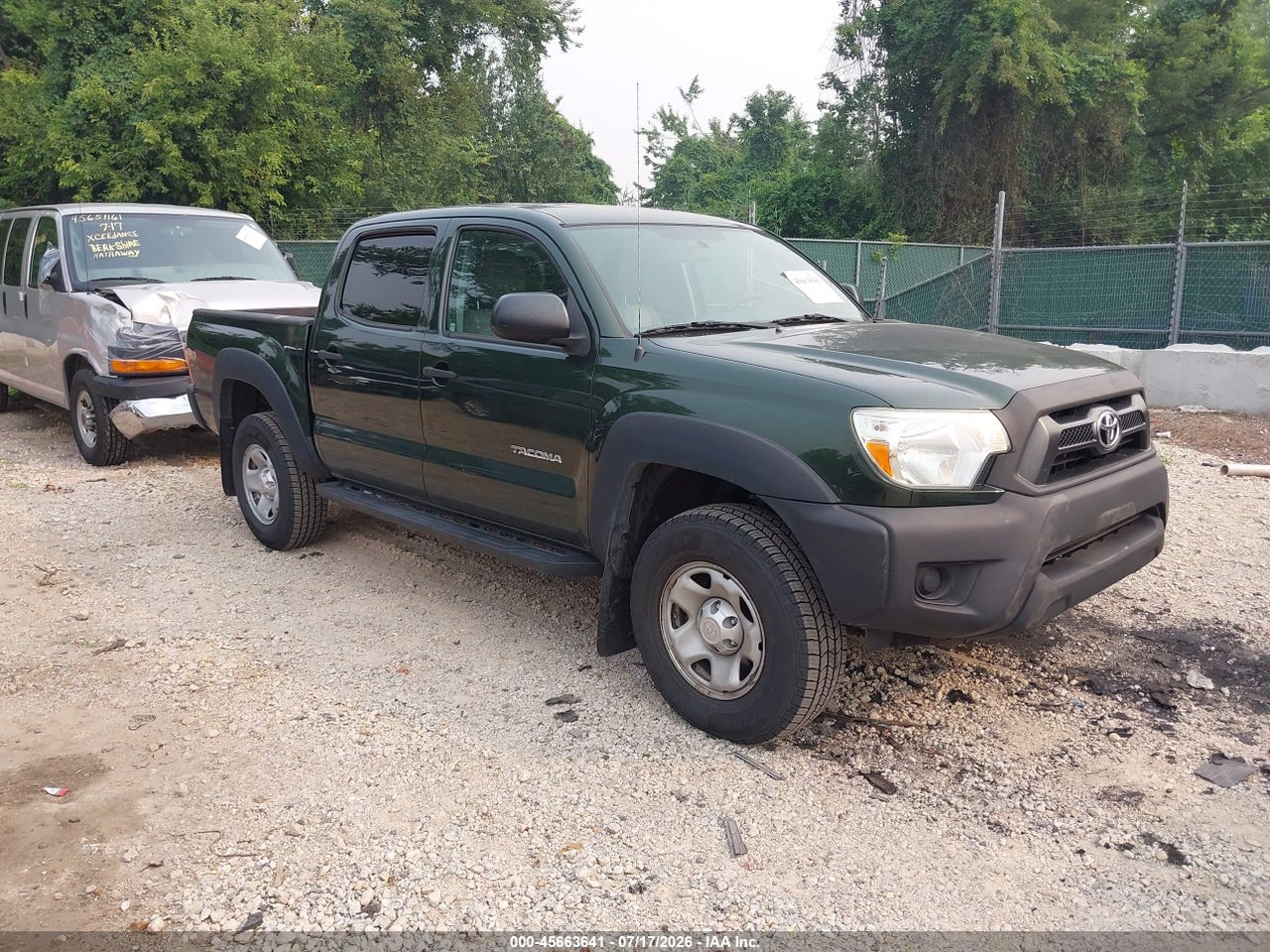 5TFJX4GN0CX****** · 2012 TOYOTA TACOMA PRERUNNER