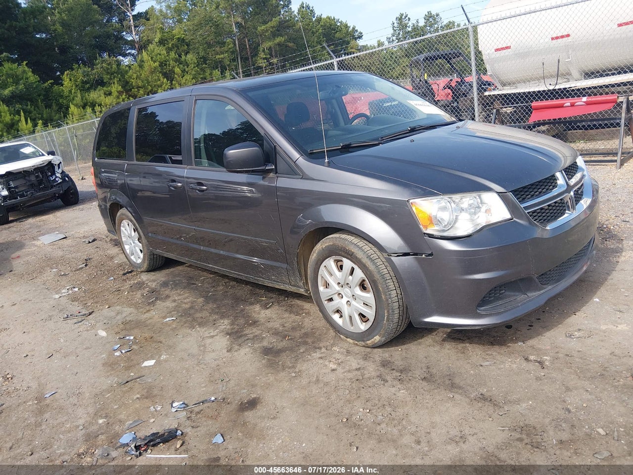 2C4RDGBG0HR****** · 2017 DODGE GRAND CARAVAN SE