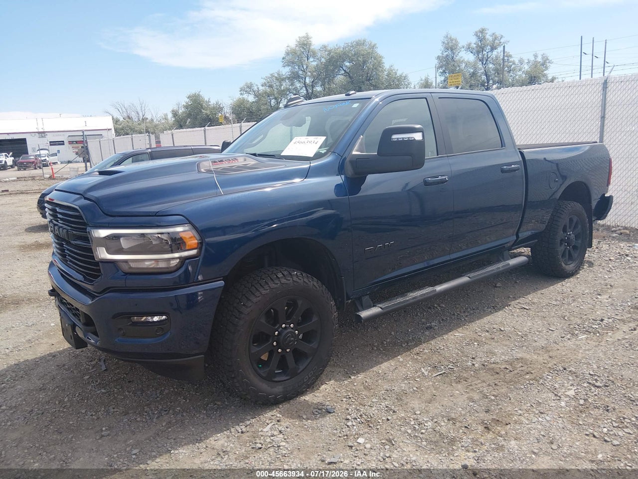 2024 RAM 2500 LARAMIE  4X4 6'4 BOX · 2/11