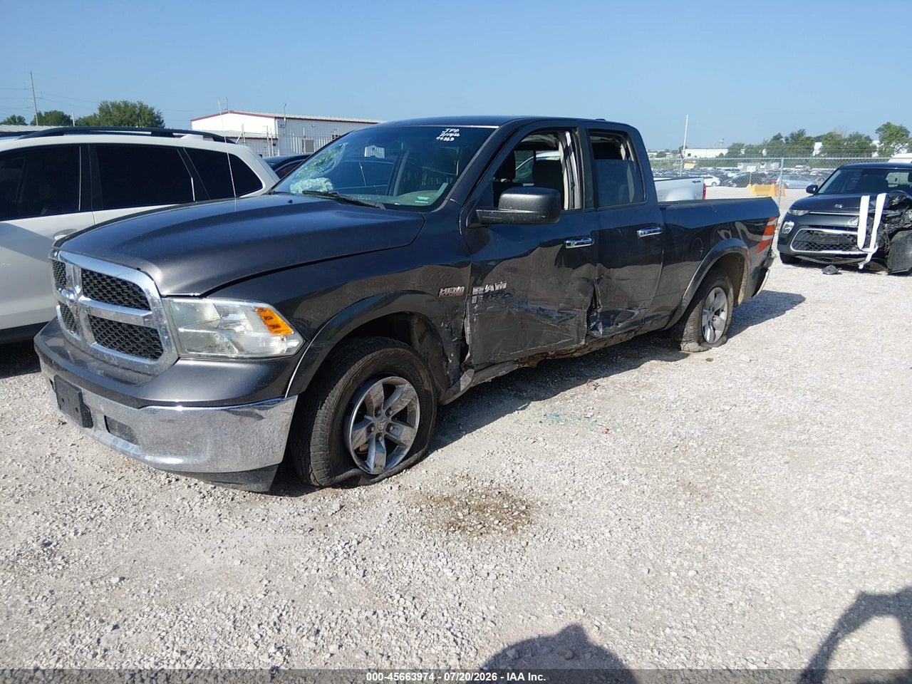 2014 RAM 1500 SLT · 2/10
