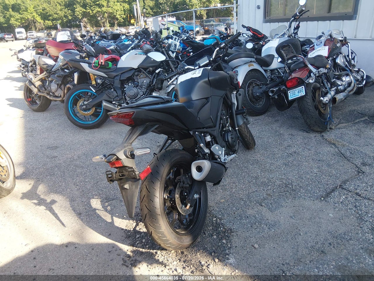 2023 YAMAHA MT-03 · 4/11