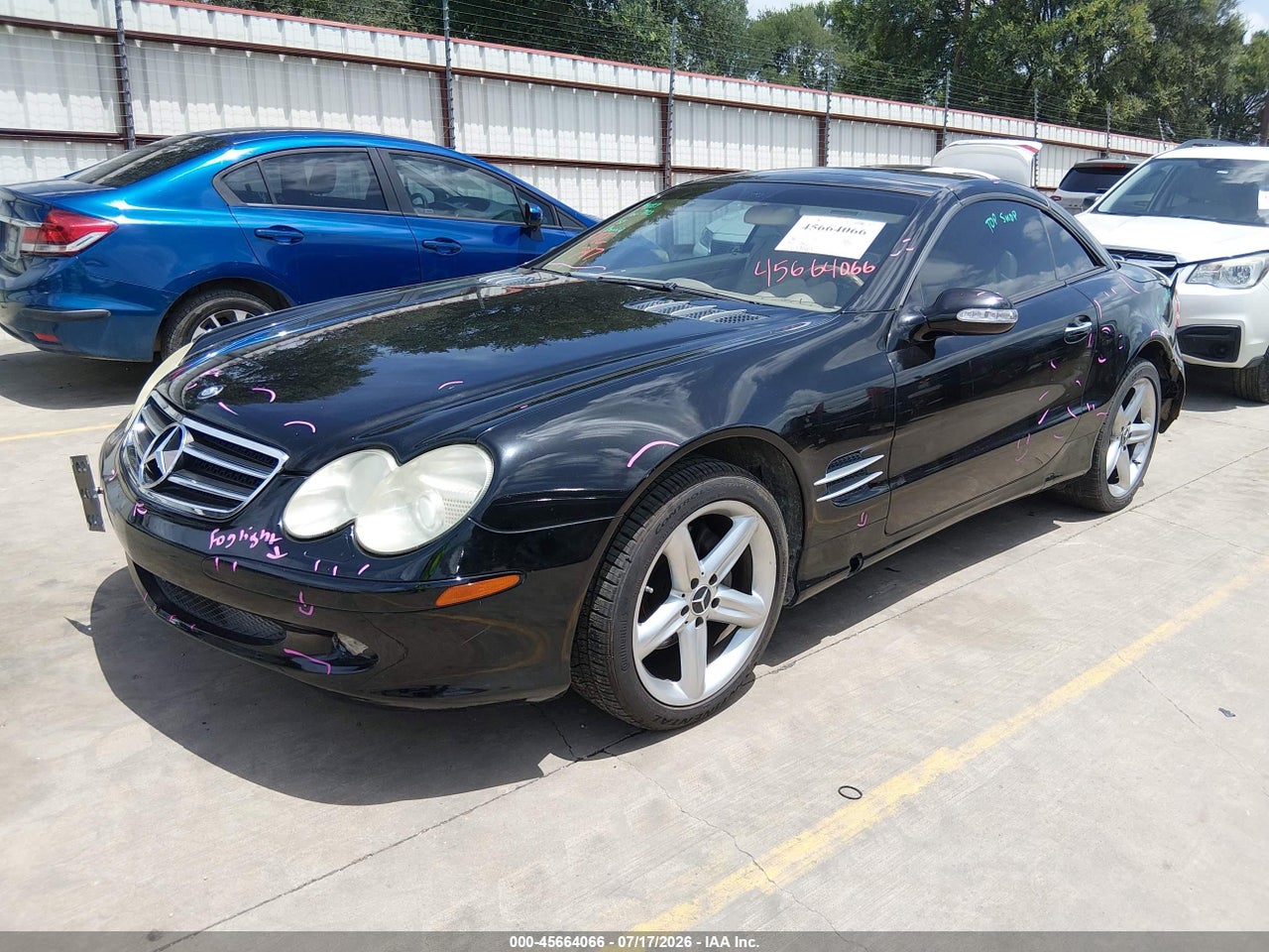 2005 MERCEDES-BENZ SL 500   · 2/11