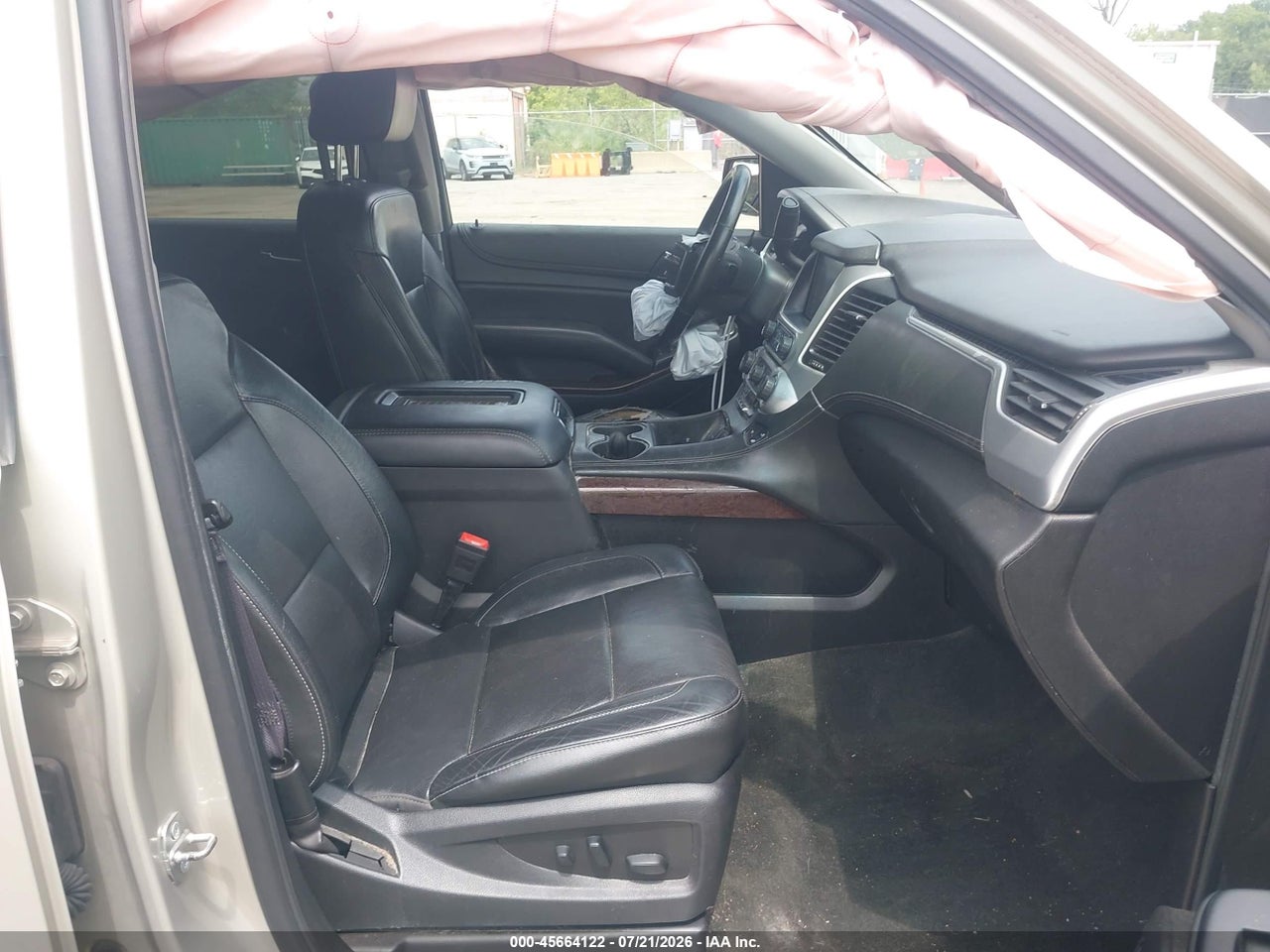 2017 GMC YUKON XL SLT · 5/11