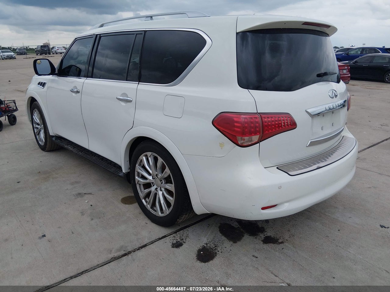 2012 INFINITI QX56 · 3/11