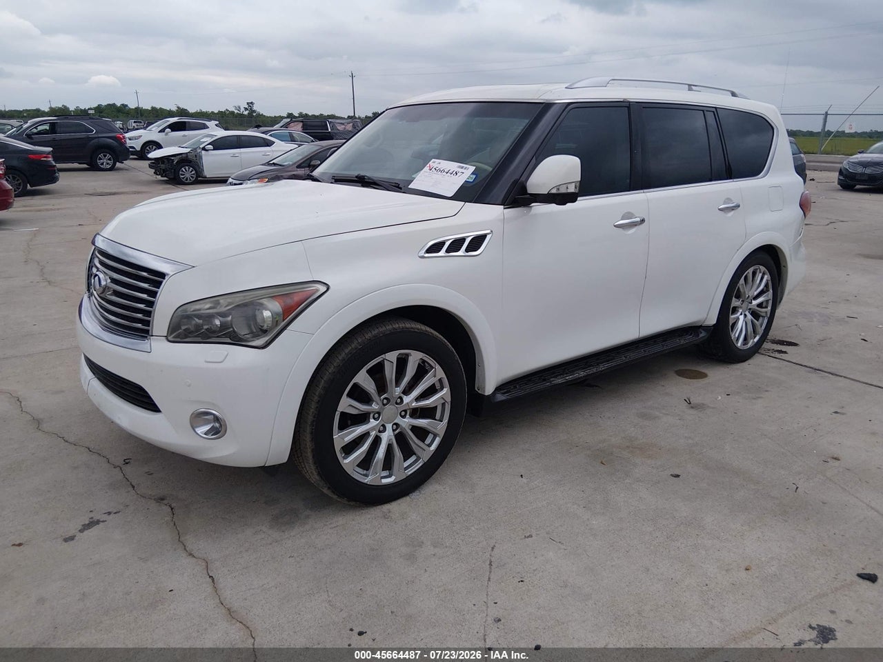 2012 INFINITI QX56 · 2/11
