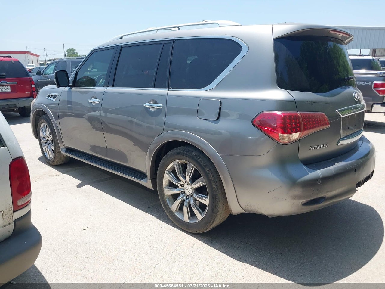 2013 INFINITI QX56   · 3/11