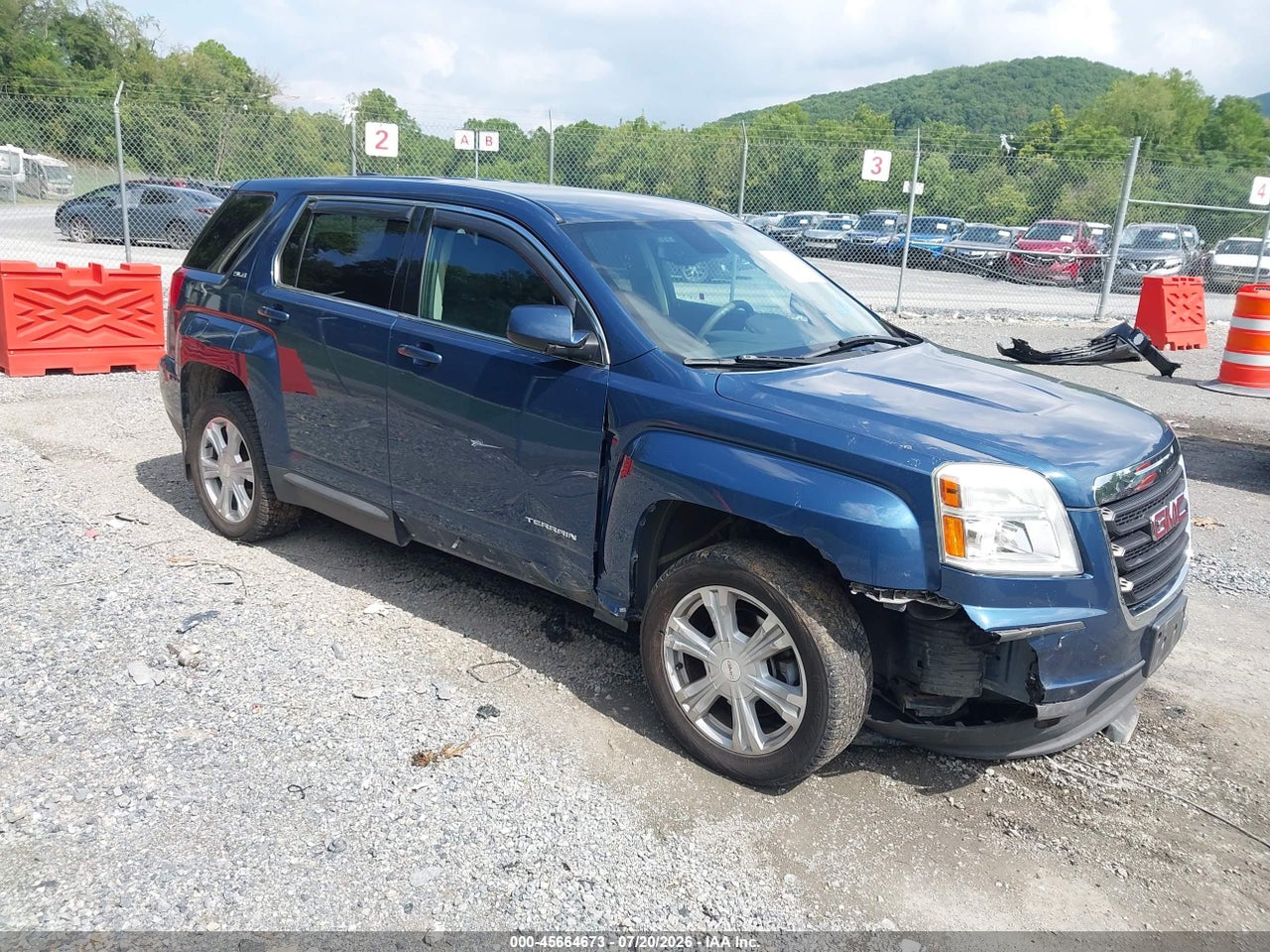 2GKALMEK1H6****** · 2017 GMC TERRAIN SLE-1