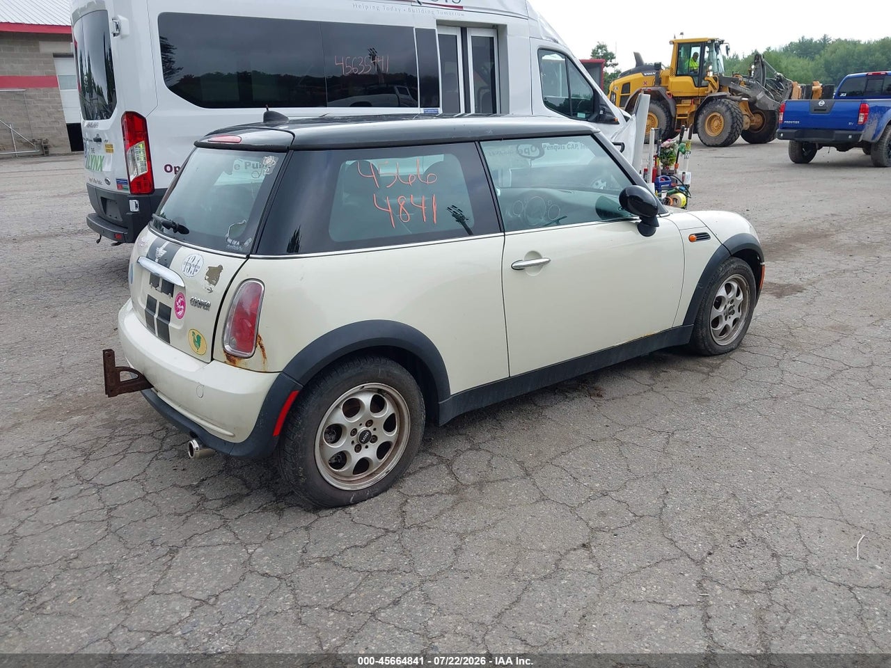 2005 MINI COOPER   · 4/11