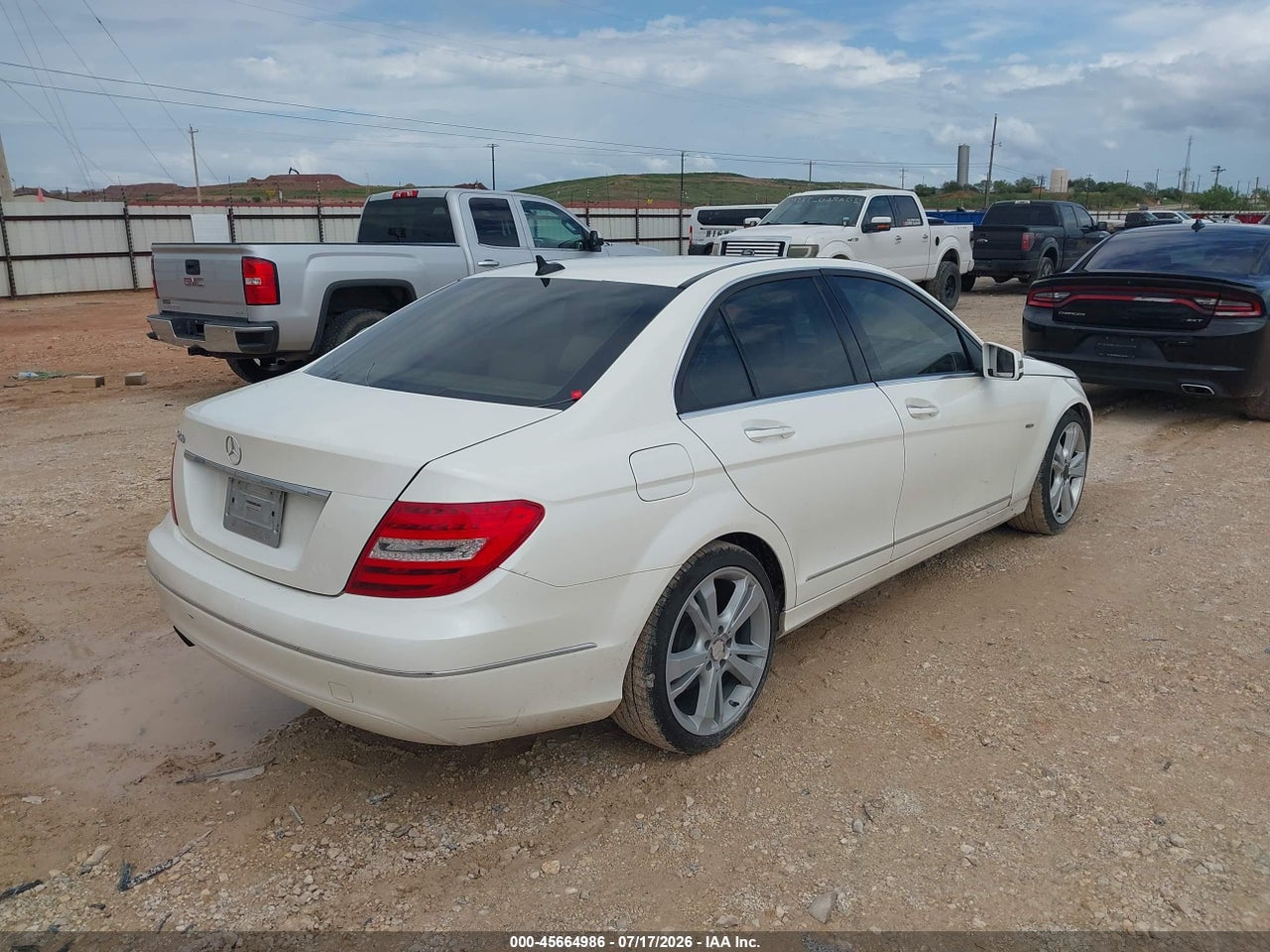2012 MERCEDES-BENZ C 250 LUXURY · 4/11