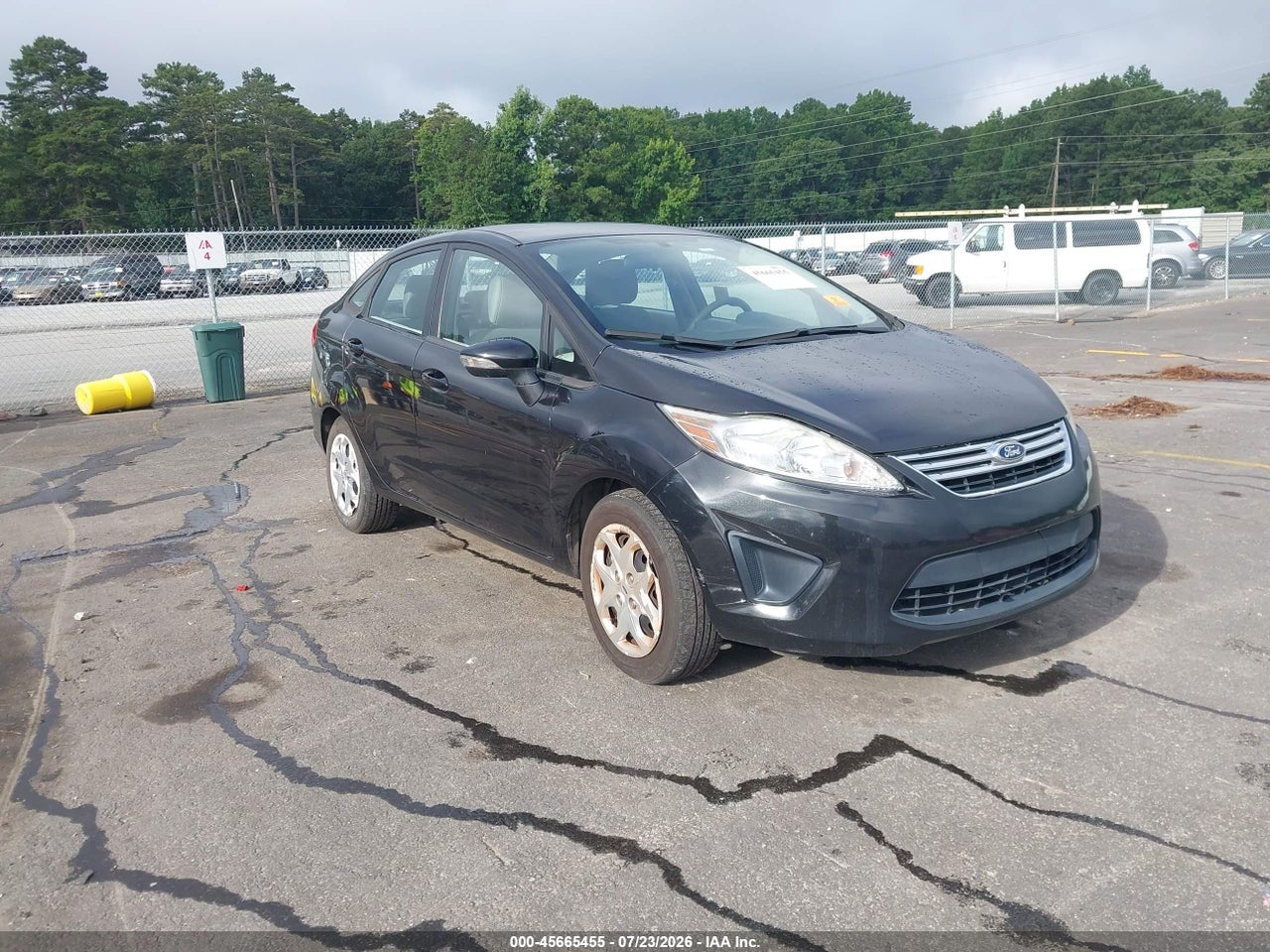 3FADP4BJ8DM****** · 2013 FORD FIESTA SE
