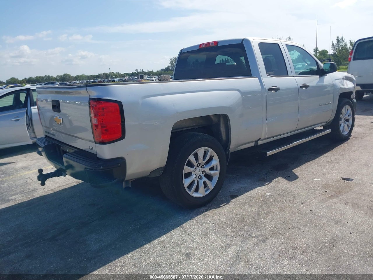 2019 CHEVROLET SILVERADO 1500 LD WT · 4/11