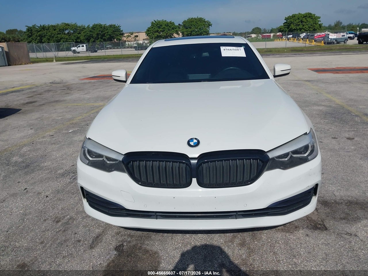 2018 BMW 530I   · 6/11