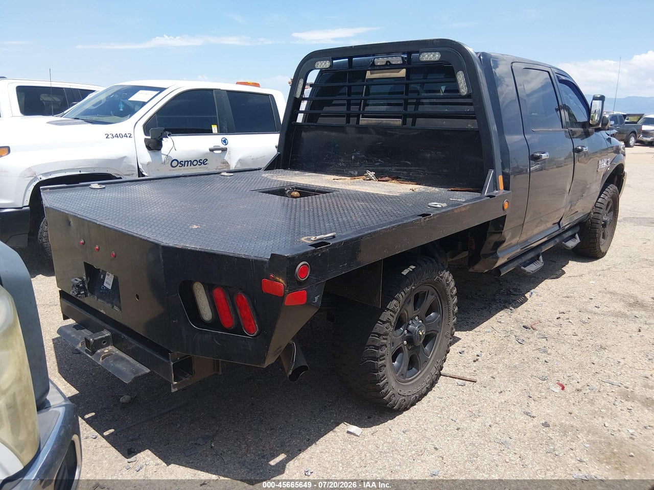 2017 RAM 3500 LARAMIE  4X4 6'4 BOX · 4/10