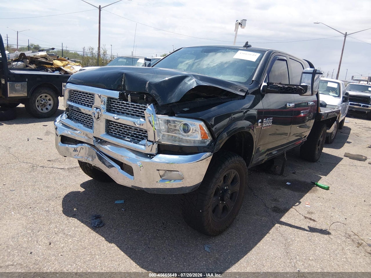 2017 RAM 3500 LARAMIE  4X4 6'4 BOX · 2/10