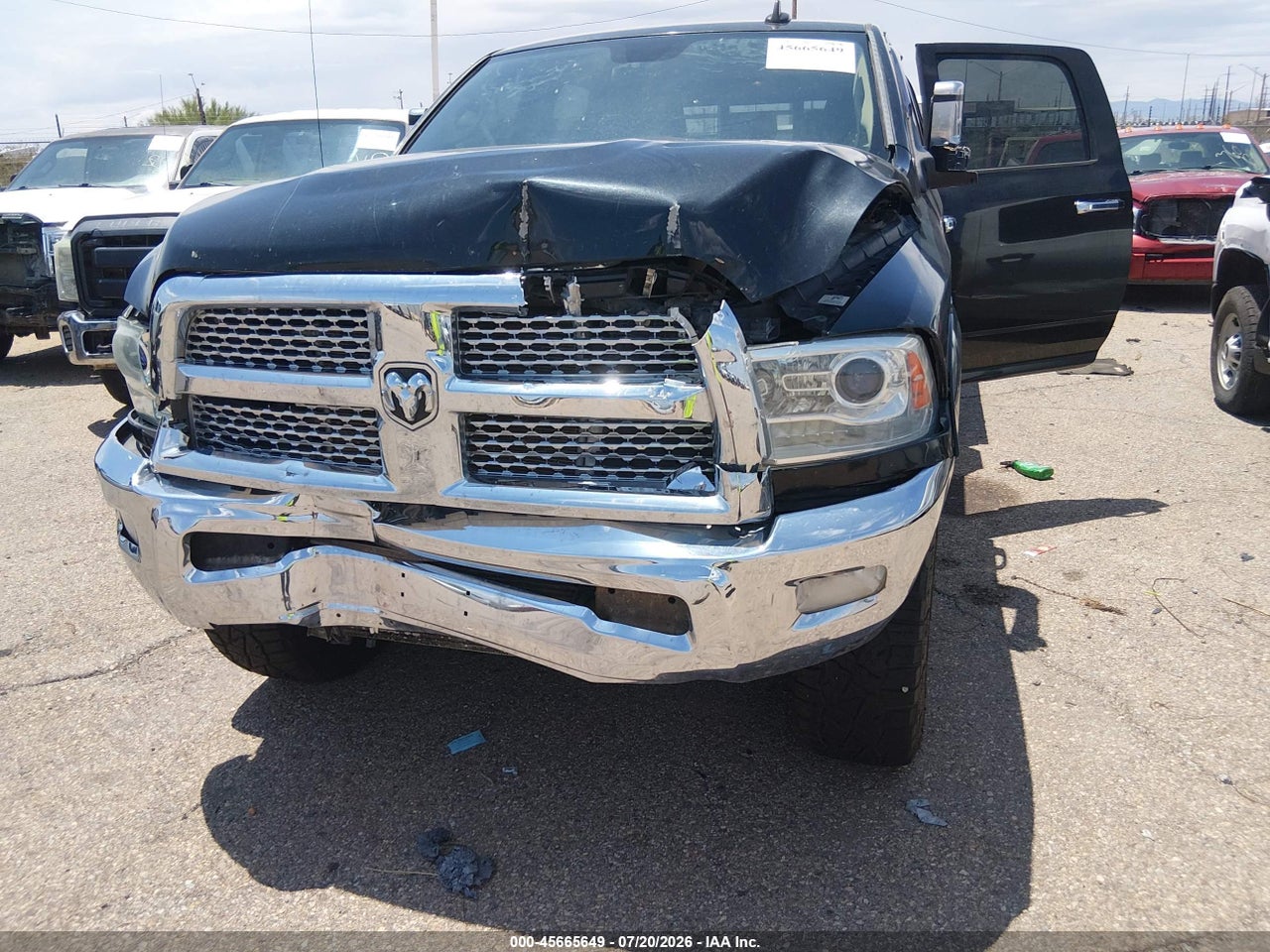 2017 RAM 3500 LARAMIE  4X4 6'4 BOX · 6/10