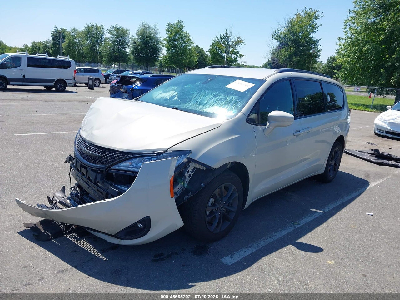 2020 CHRYSLER PACIFICA AWD LAUNCH EDITION · 2/11
