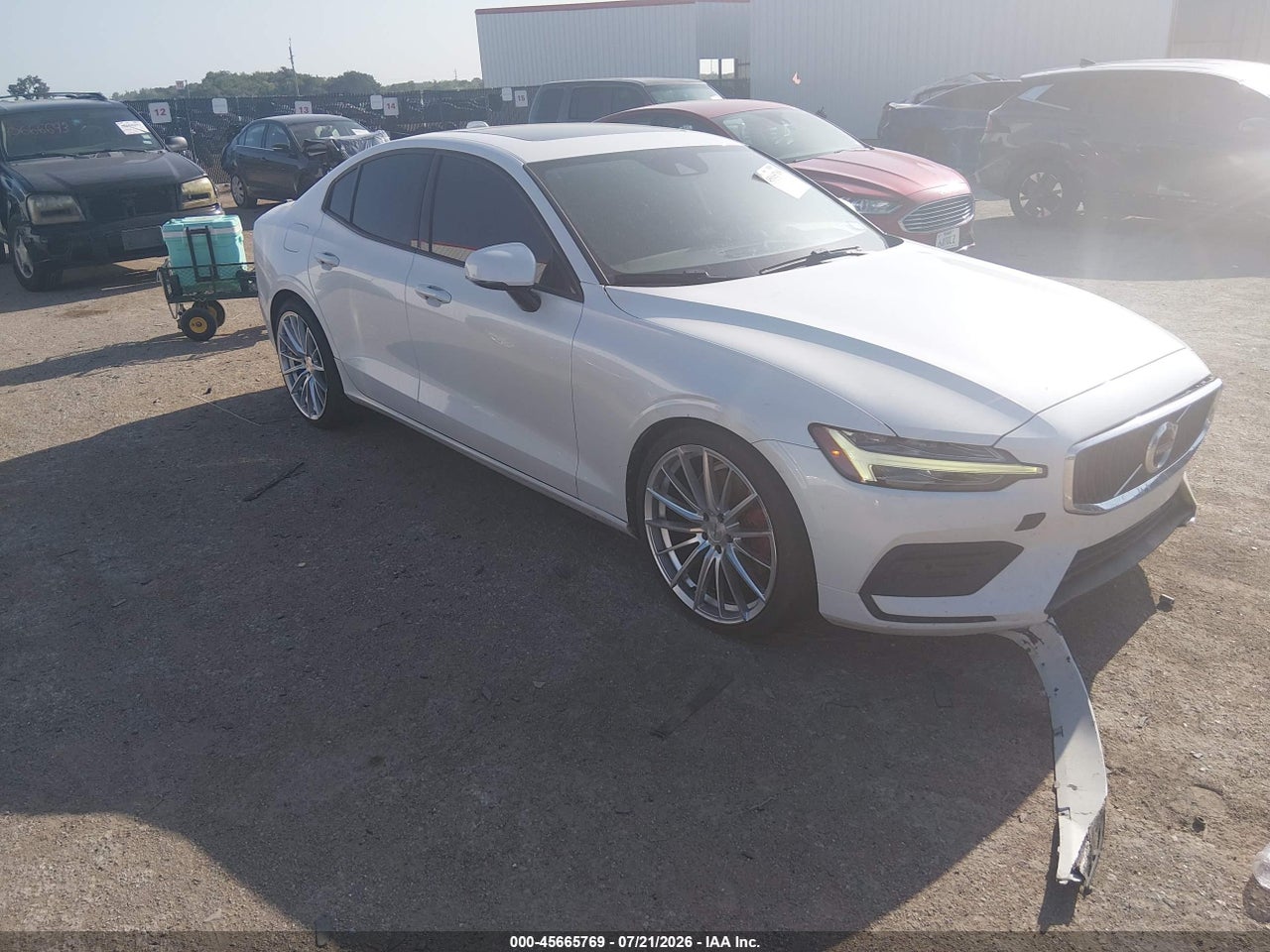2019 VOLVO S60 T6 MOMENTUM