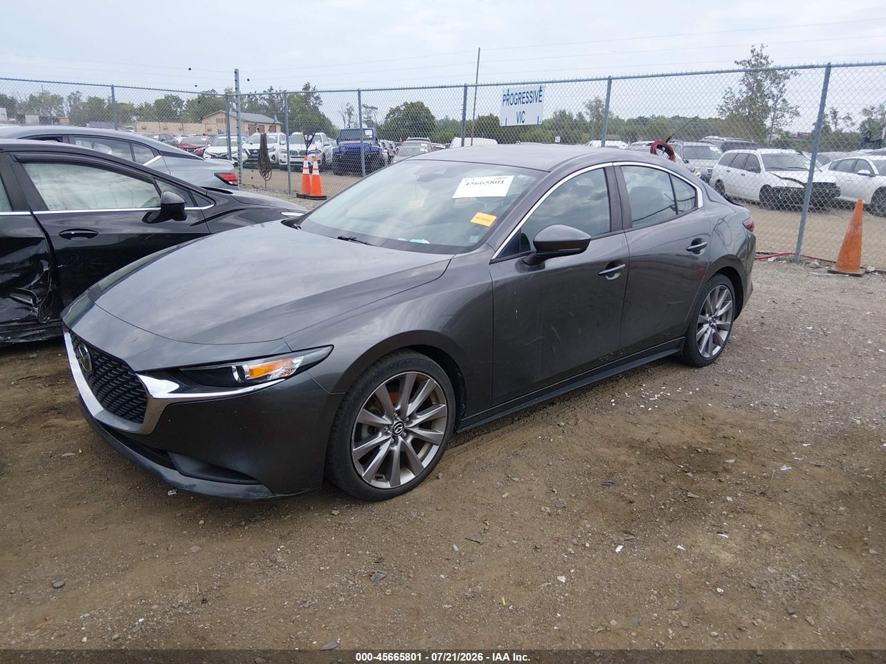 2020 MAZDA MAZDA3 SELECT PACKAGE · 2/11