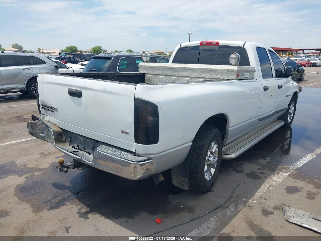 2004 DODGE RAM 3500 SLT/LARAMIE · 4/11