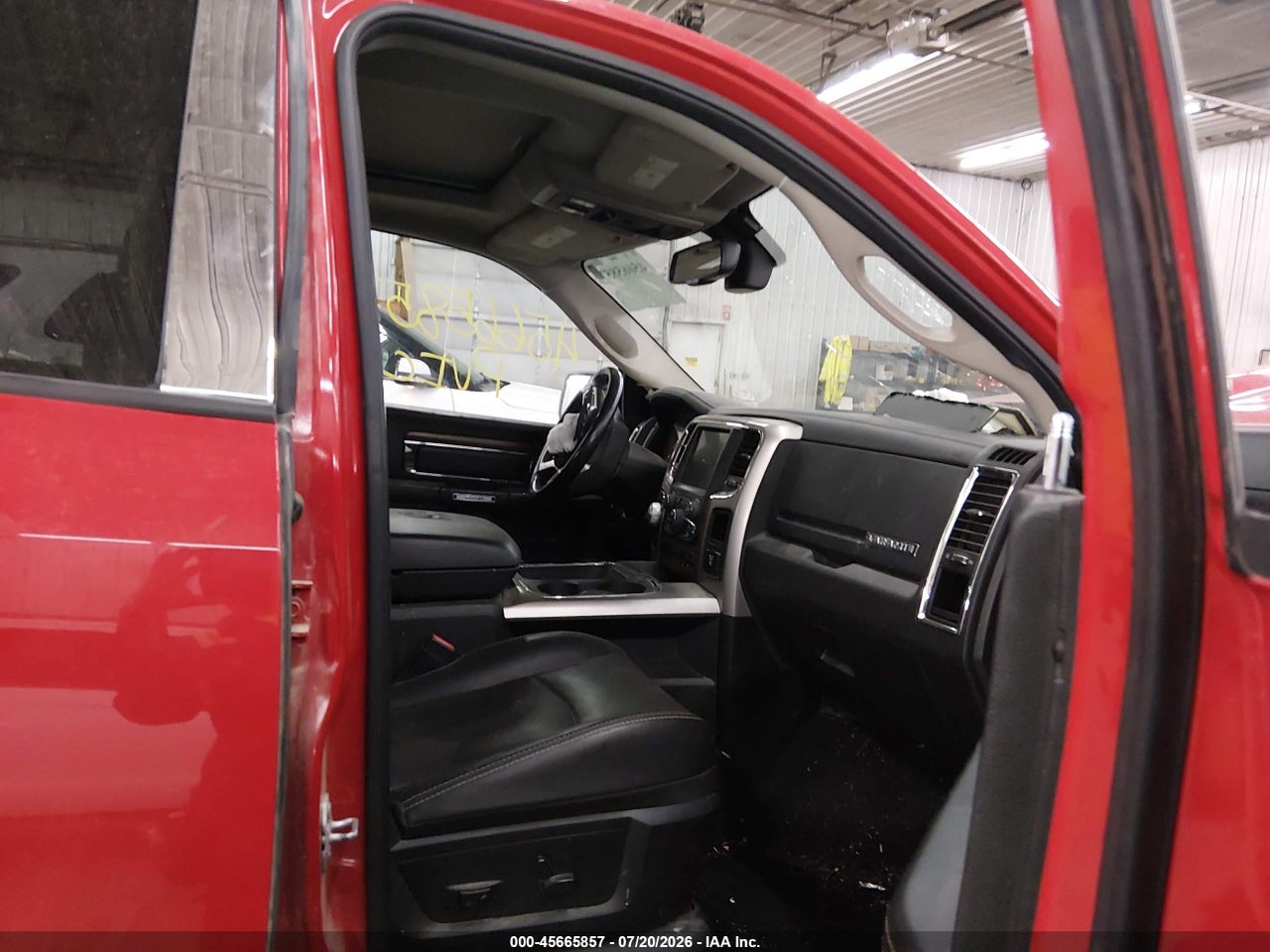 2015 RAM 1500 LARAMIE · 5/11