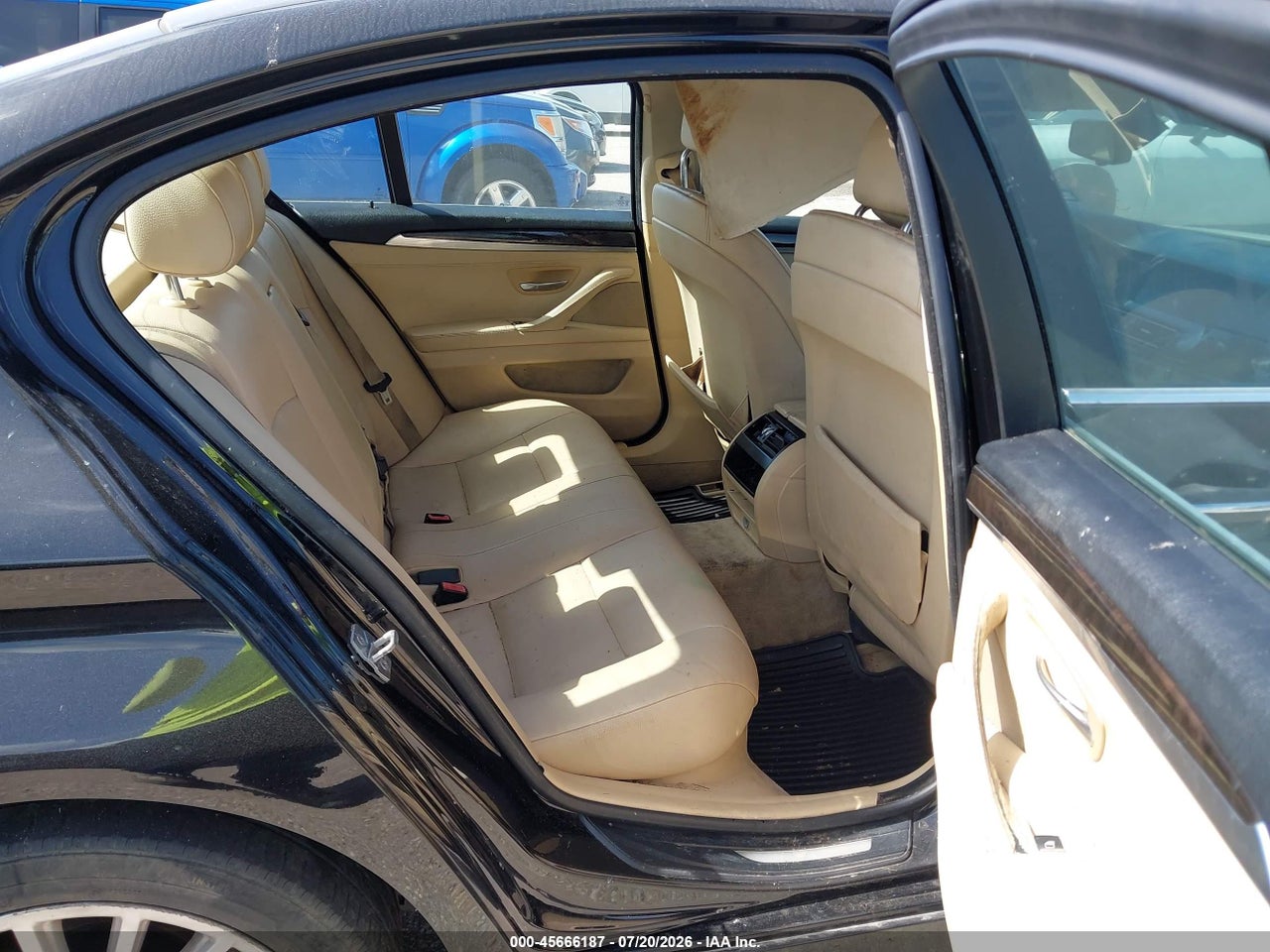WBAFR7C56DC****** · 2013 BMW 535I   · 8/11