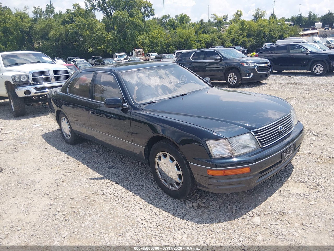 JT8BH28F4V0****** · 1997 LEXUS LS 400