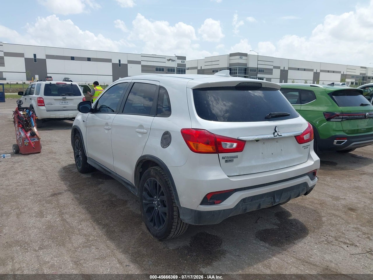 2019 MITSUBISHI OUTLANDER SPORT 2.0 LE · 3/11