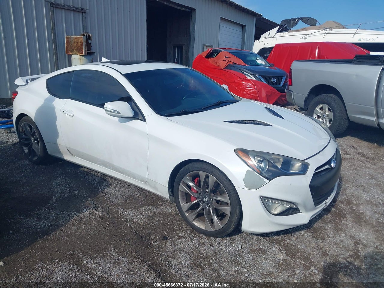 KMHHU6KJ4GU****** · 2016 HYUNDAI GENESIS 3.8 ULTIMATE