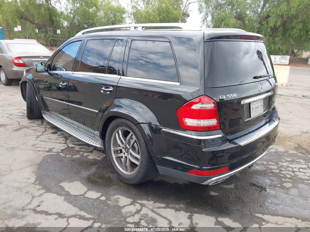 2011 MERCEDES-BENZ GL 550 4MATIC · 3/11